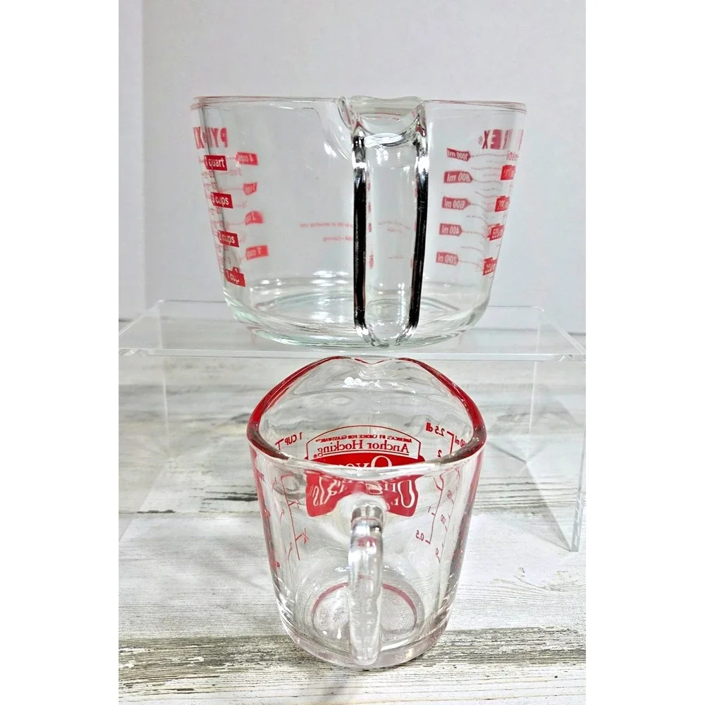 Vintage Pyrex 4 Cup & Anchor Hocking 1 Cup Measuring Cups Set Red Letters CHIP